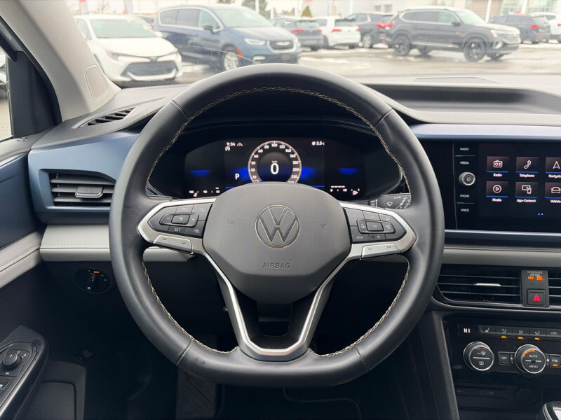 2024 Volkswagen Taos - Gallery image 13