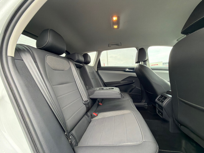 2024 Volkswagen Taos - Gallery image 21