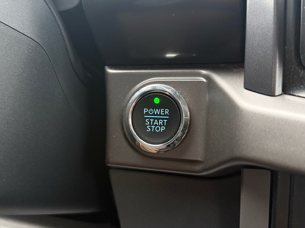 2024 Ford F-150 Lightning - Gallery image 18