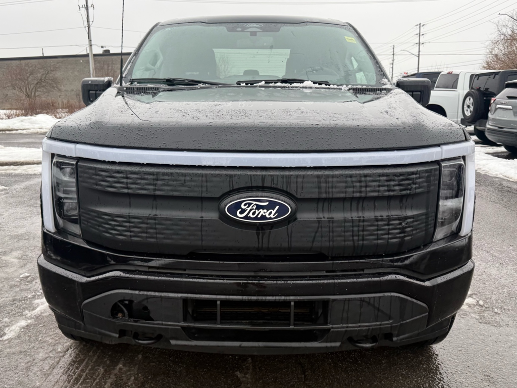 2024 Ford F-150 Lightning - Gallery image 1