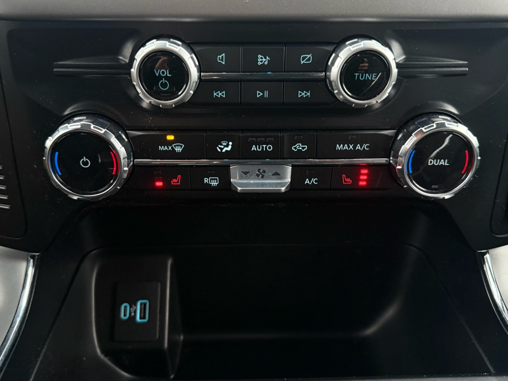 2024 Ford F-150 Lightning - Gallery image 21