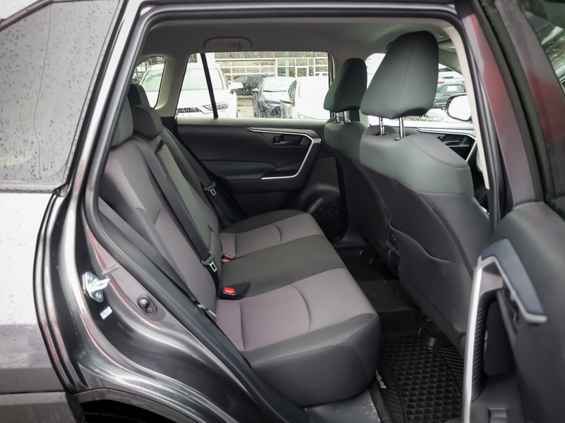 2024 Toyota RAV4 - Gallery image 11