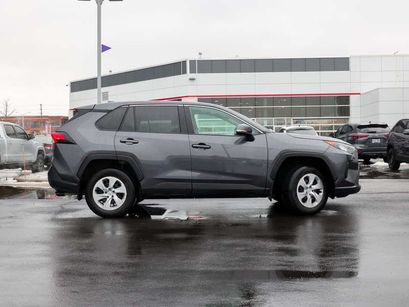 2024 Toyota RAV4 - Gallery image 1