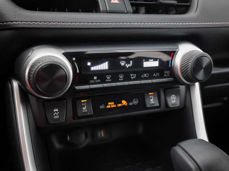 2024 Toyota RAV4 - Gallery image 21