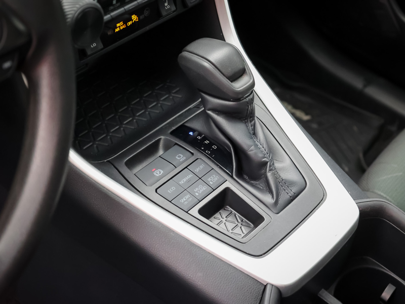 2023 Toyota RAV4 - Gallery image 15