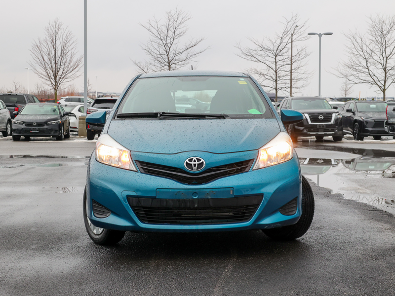 2014 Toyota Yaris Hatchback - Gallery image 4