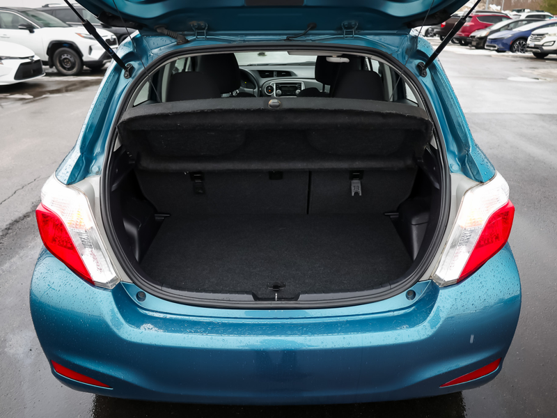 2014 Toyota Yaris Hatchback - Gallery image 9