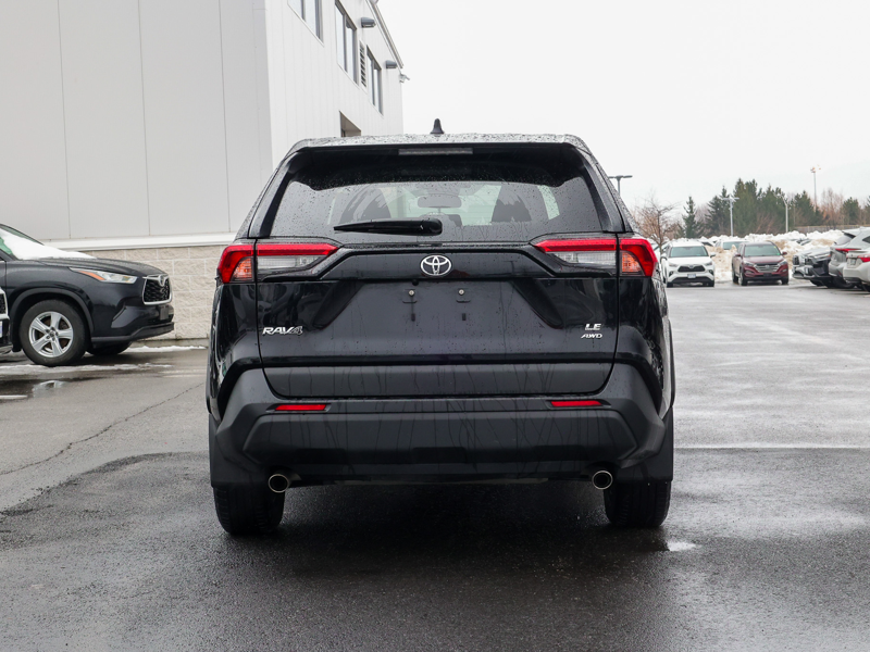 2023 Toyota RAV4 - Gallery image 3