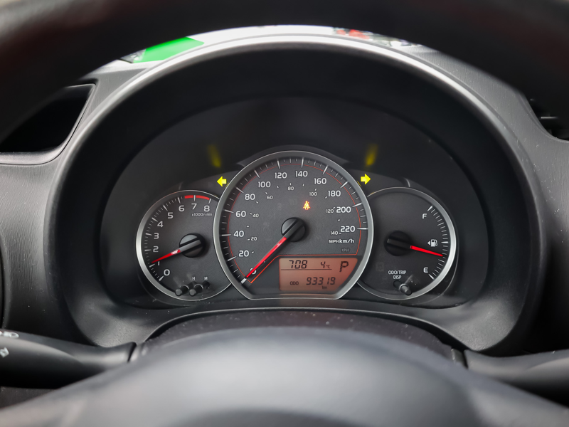 2014 Toyota Yaris Hatchback - Gallery image 16