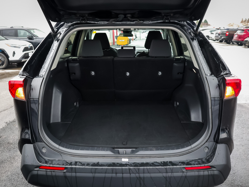 2023 Toyota RAV4 - Gallery image 9