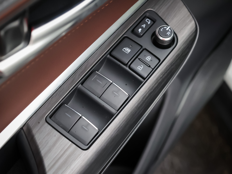 2024 Toyota Venza - Gallery image 14