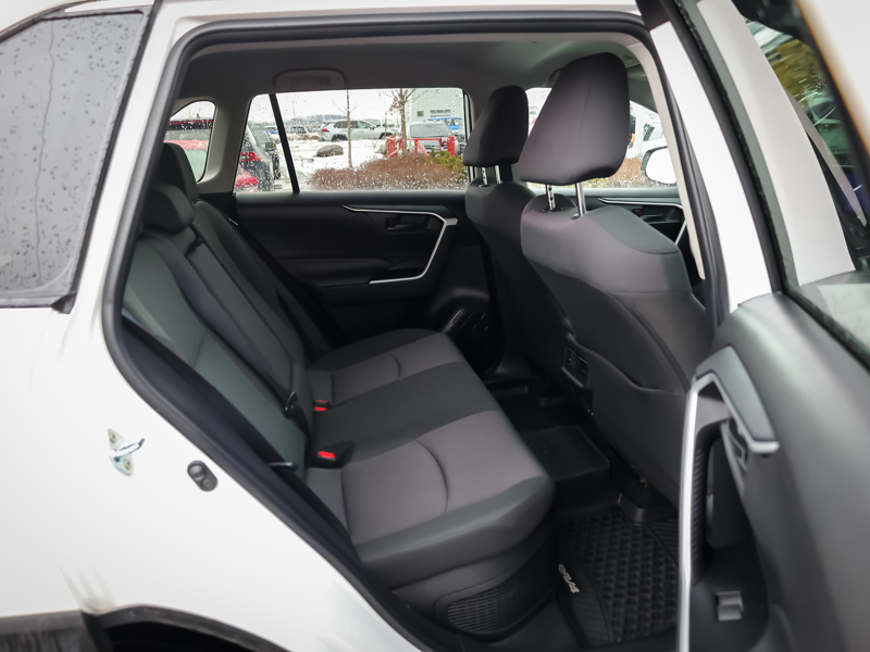 2025 Toyota RAV4 Hybrid - Gallery image 11