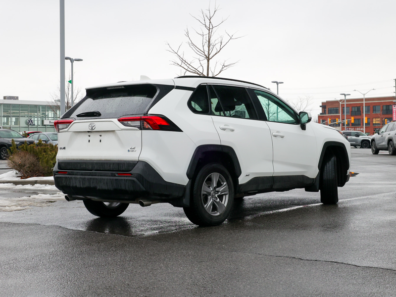 2025 Toyota RAV4 Hybrid - Gallery image 2