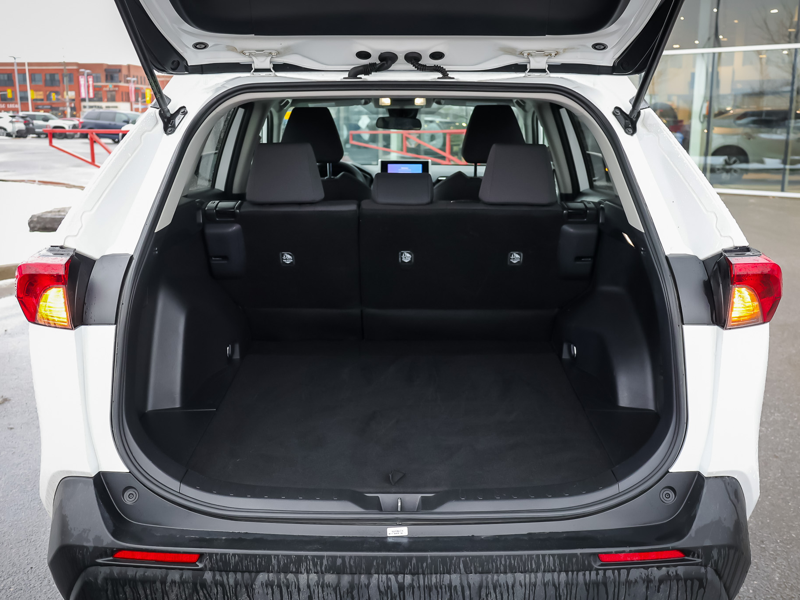 2025 Toyota RAV4 Hybrid - Gallery image 9