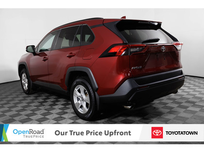 used 2020 Toyota RAV4 car, priced at $31,998