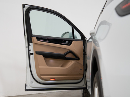 used 2019 Porsche Cayenne car, priced at $45,900