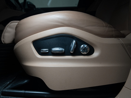 used 2019 Porsche Cayenne car, priced at $45,900