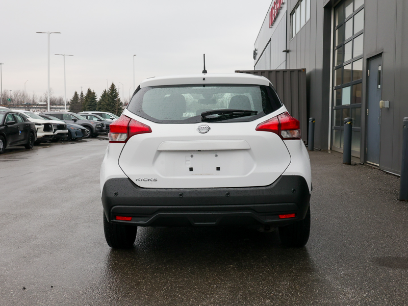 2020 Nissan Kicks - Gallery image 2
