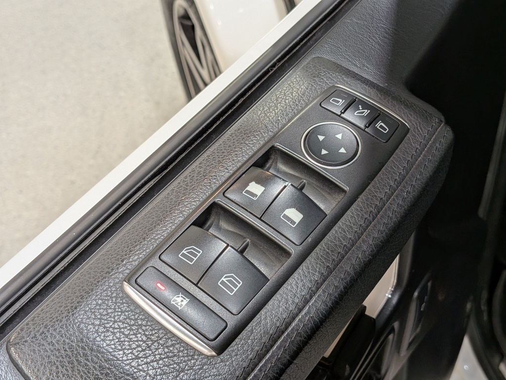 Mercedes-Benz G-Class 2016