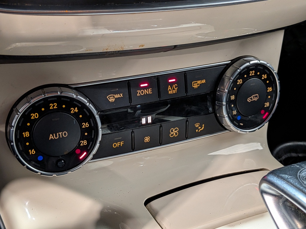 Mercedes-Benz G-Class 2016