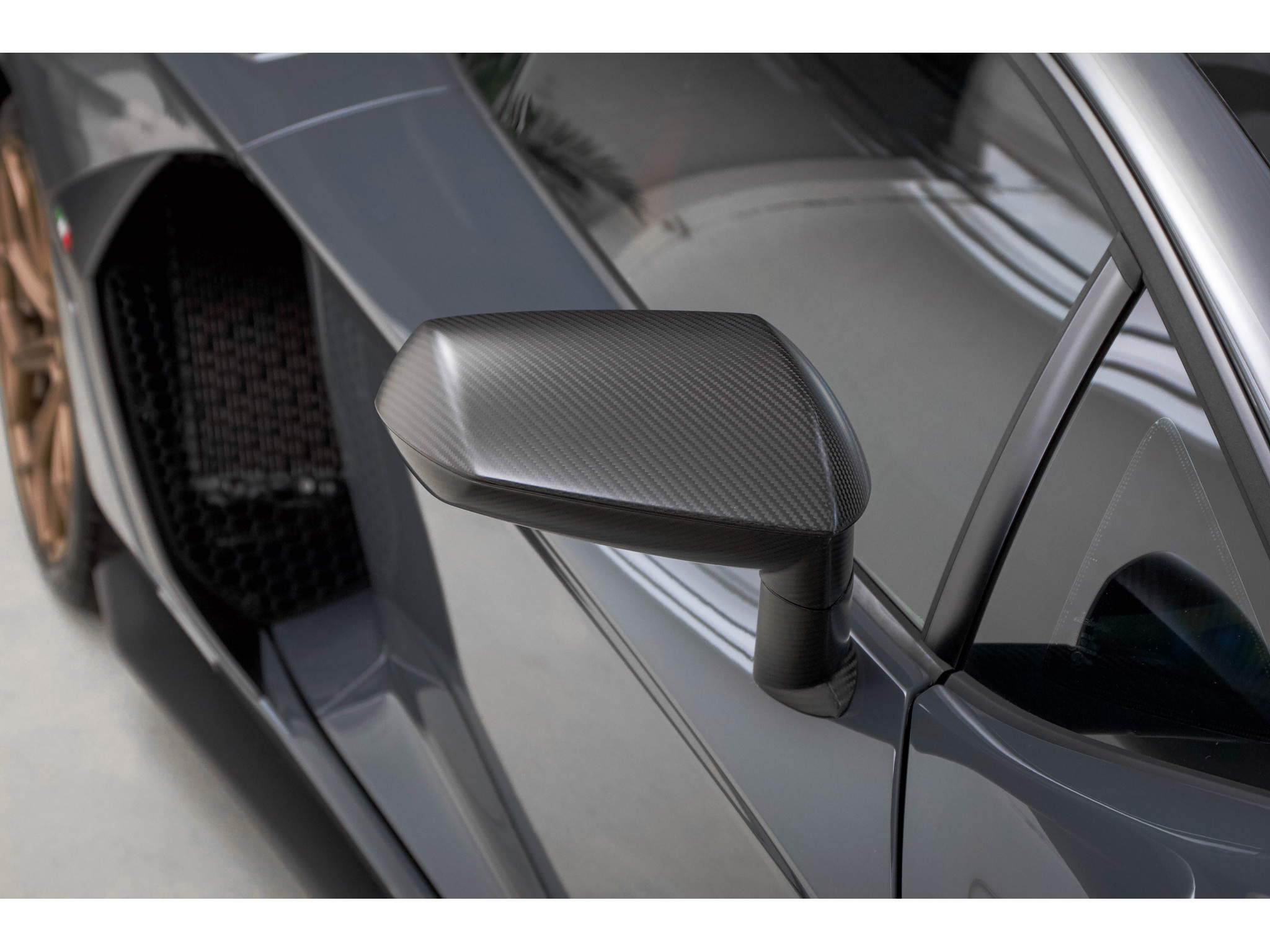 2019 Lamborghini Aventador