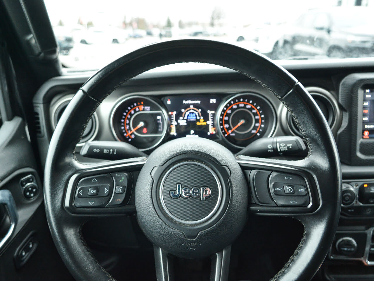 2022 Jeep Gladiator - Gallery image 13