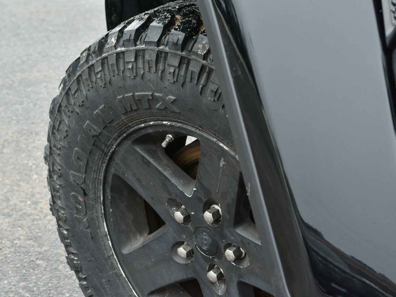 2022 Jeep Gladiator - Gallery image 7