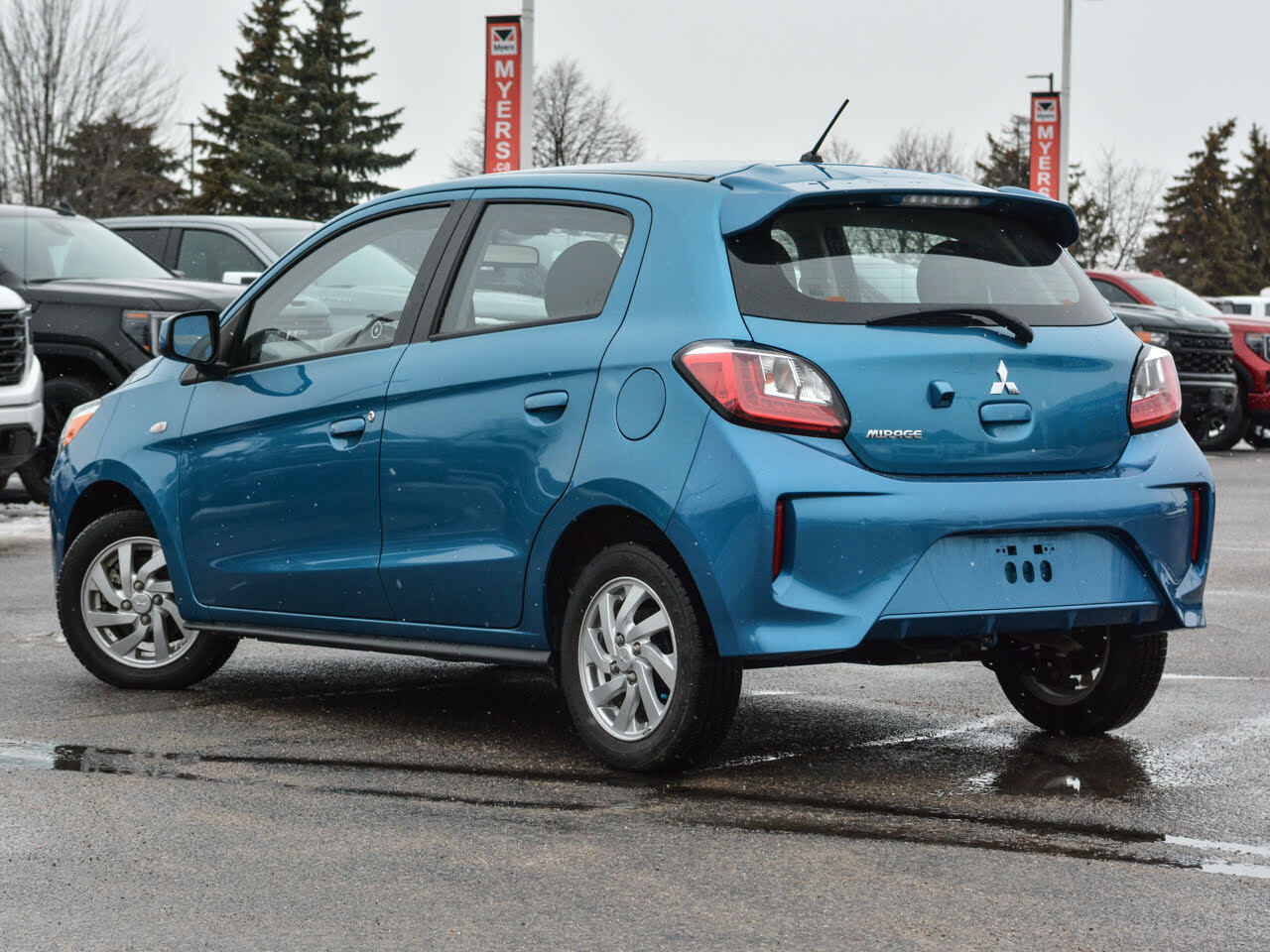 2023 Mitsubishi Mirage - Gallery image 3