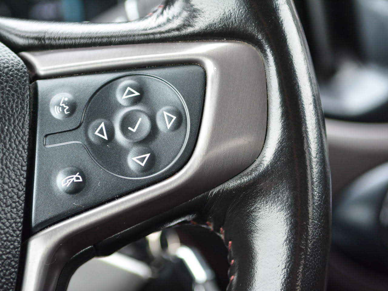 2018 GMC Canyon - Gallery image 16