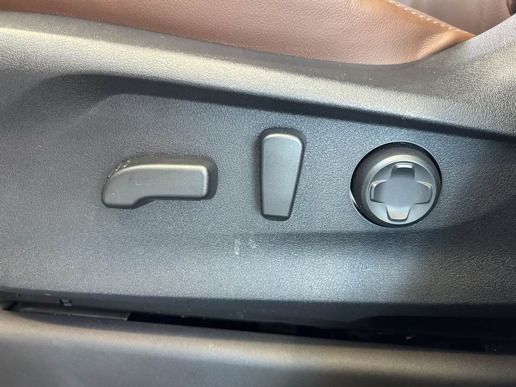 2025 Subaru Ascent - Gallery image 9