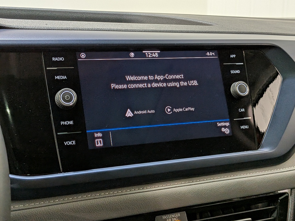 Volkswagen Taos 2024