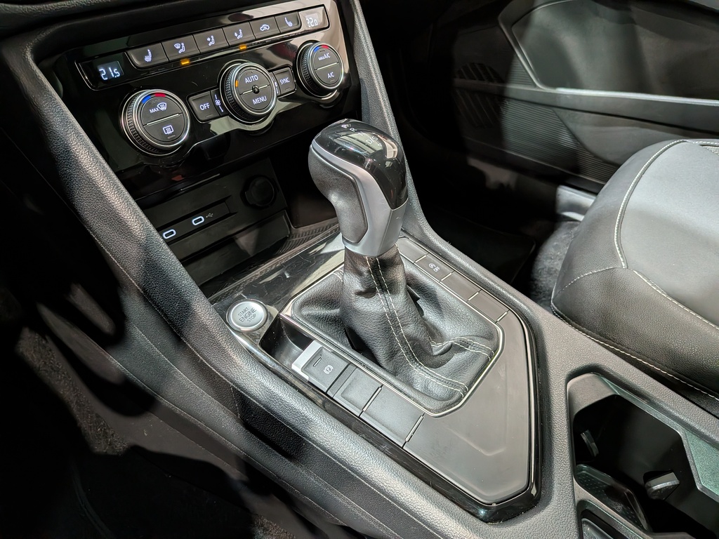 Volkswagen Taos 2024