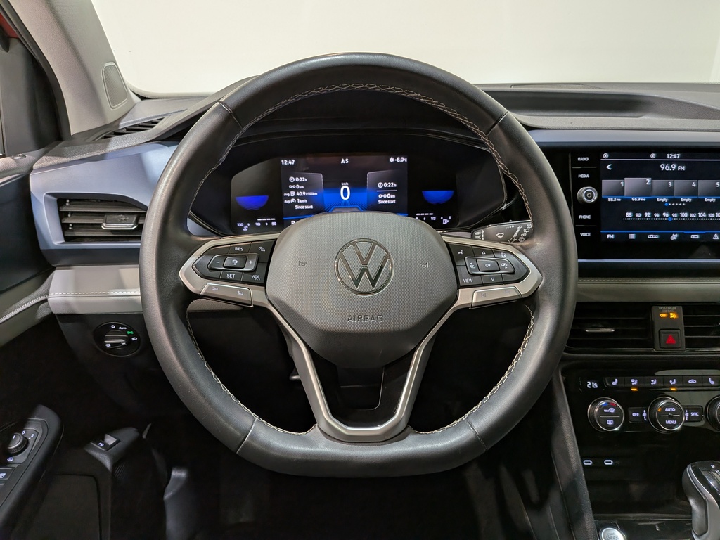Volkswagen Taos 2024