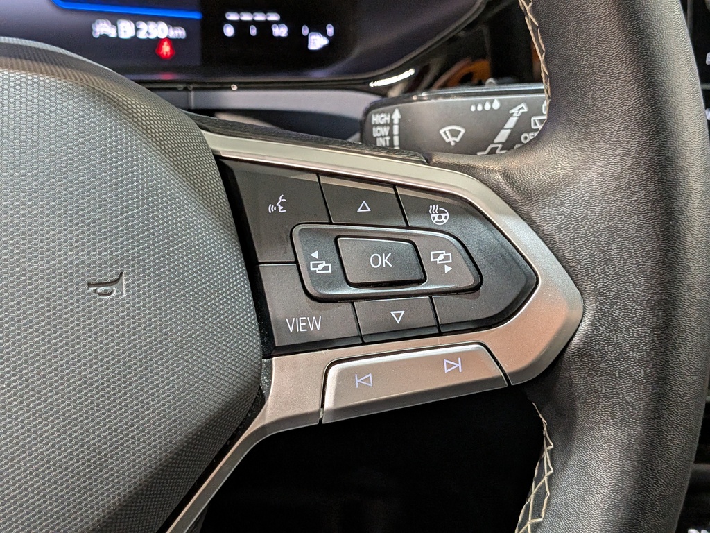 Volkswagen Taos 2024