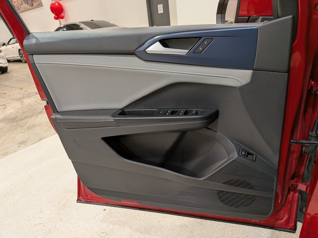 Volkswagen Taos 2024