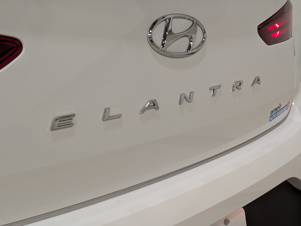 Hyundai Elantra 2019