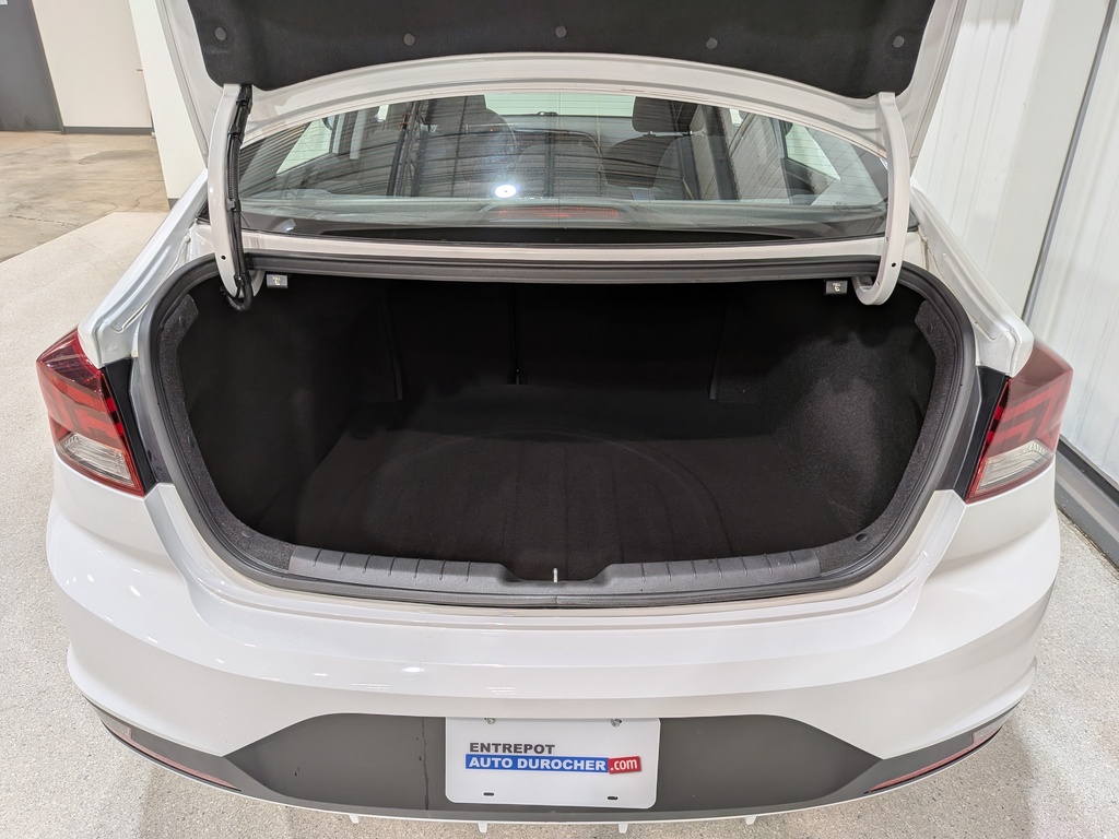 Hyundai Elantra 2019