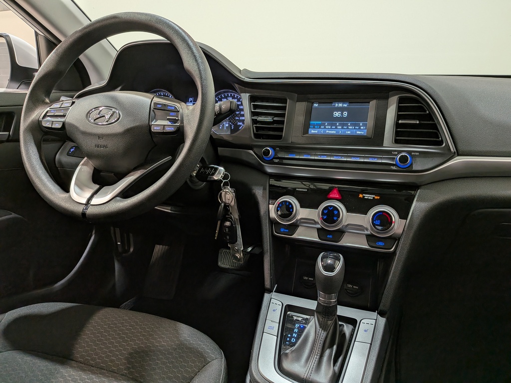 Hyundai Elantra 2019