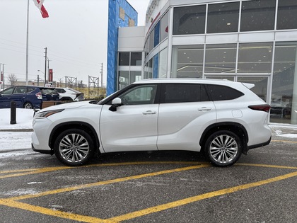 used 2024 Toyota Highlander car, priced at $53,995