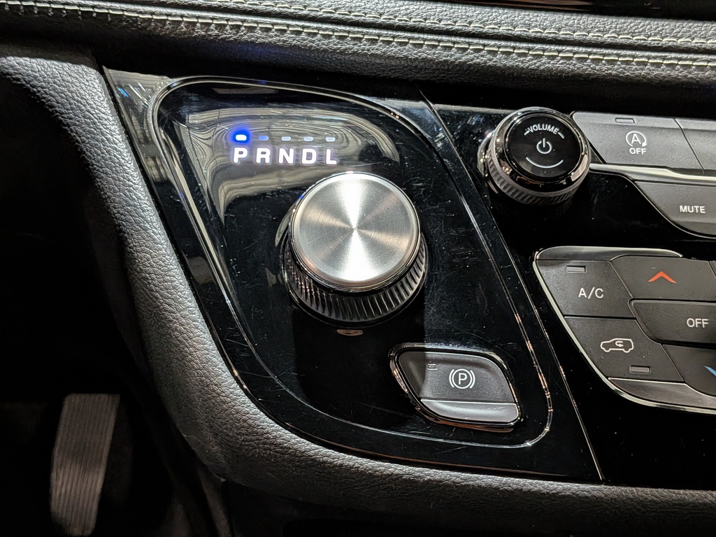 Chrysler Pacifica 2022