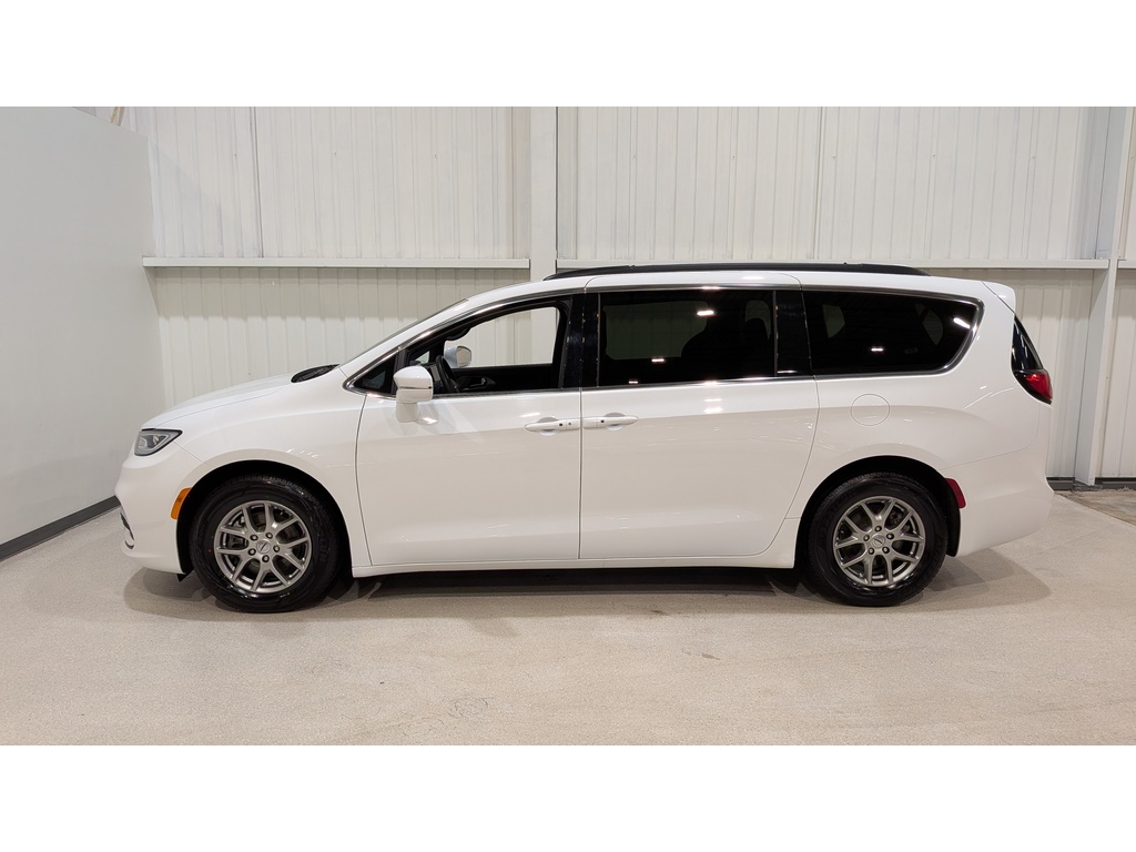 Chrysler Pacifica 2022