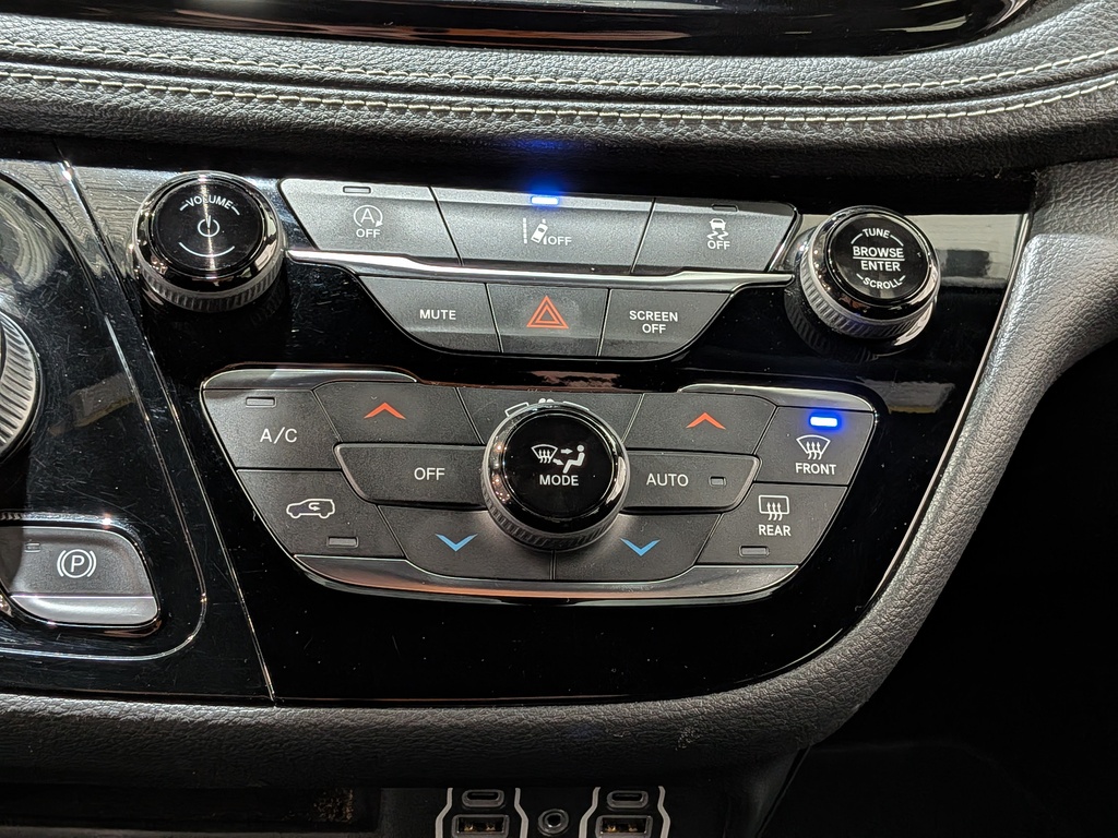 Chrysler Pacifica 2022