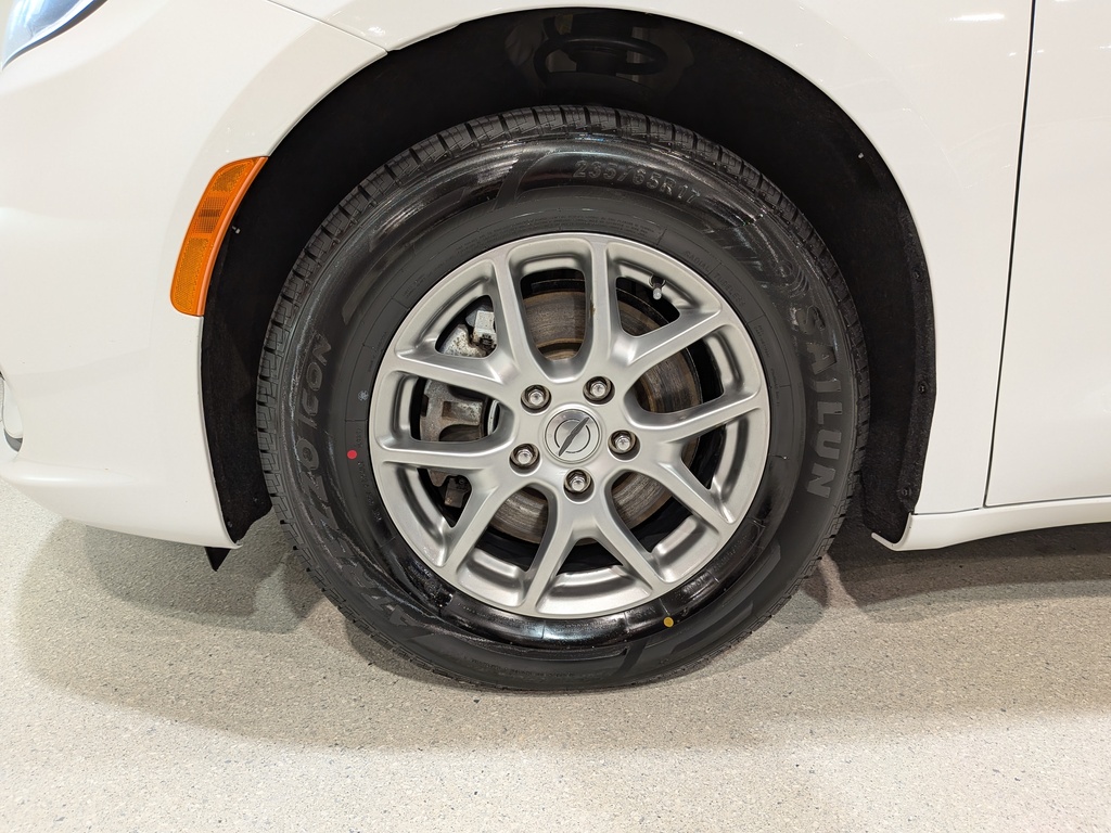 Chrysler Pacifica 2022