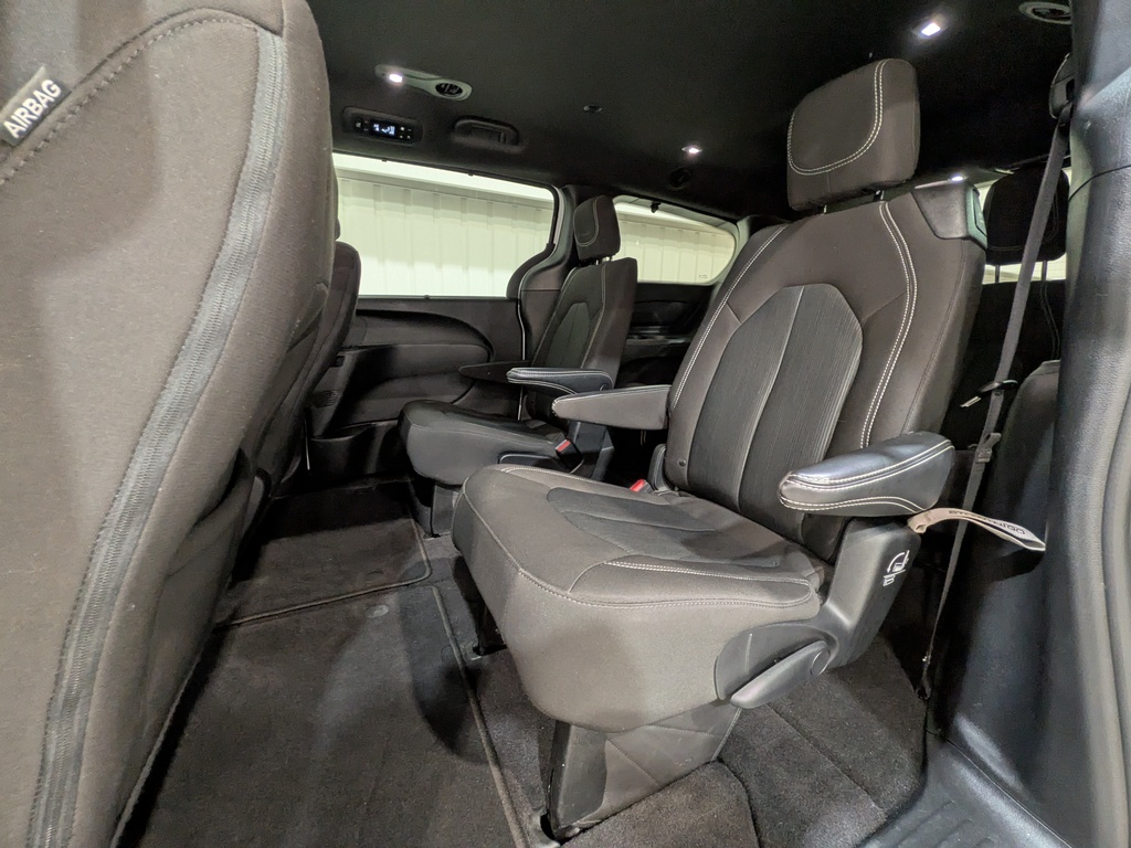 Chrysler Pacifica 2022