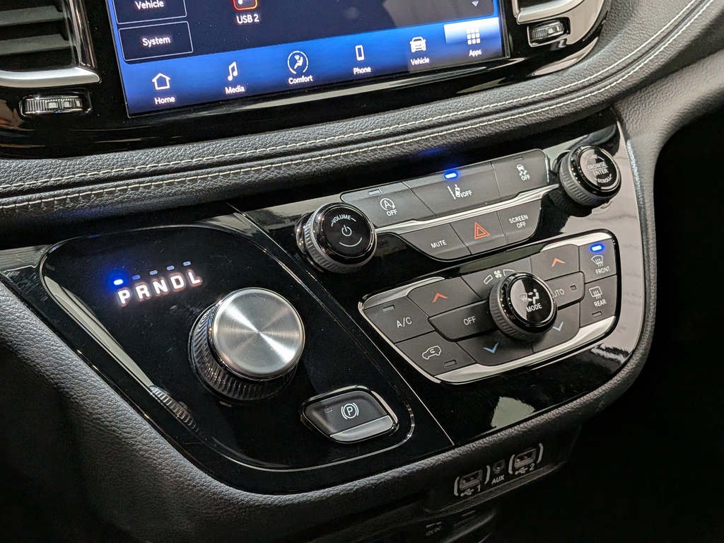 Chrysler Pacifica 2022