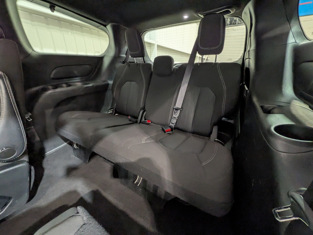 Chrysler Pacifica 2022