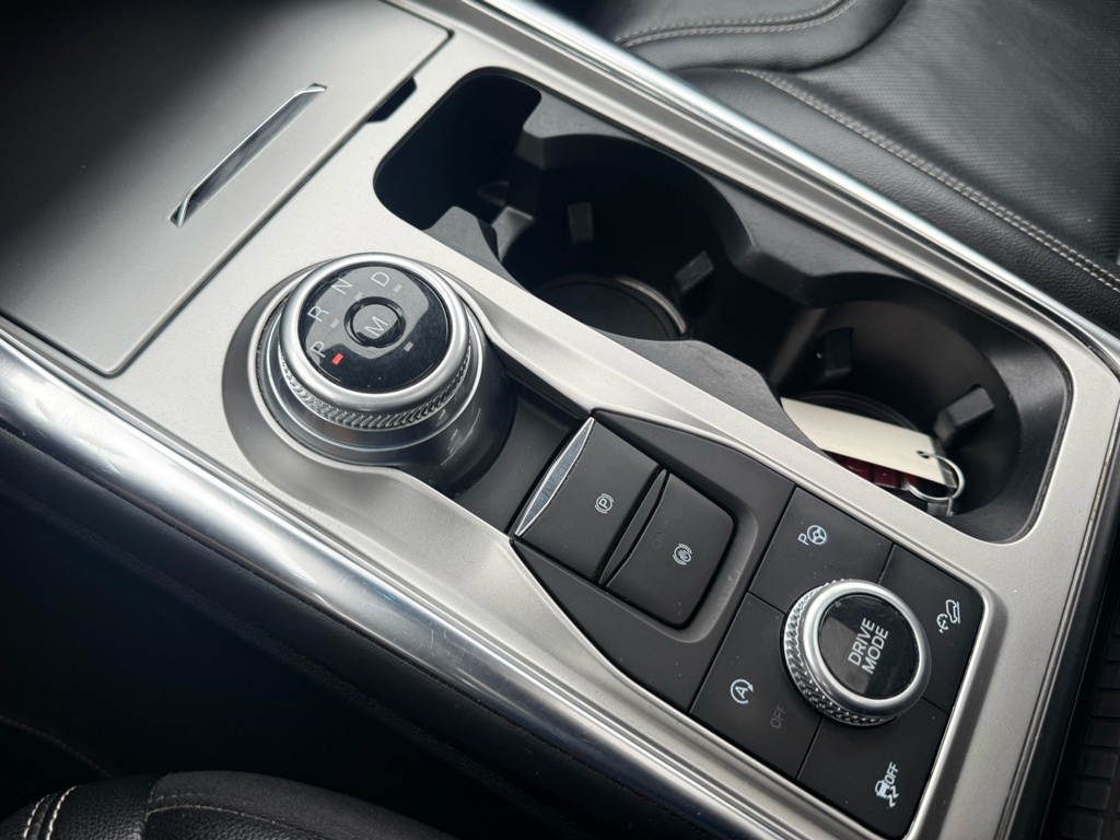 2020 Ford Explorer - Gallery image 22