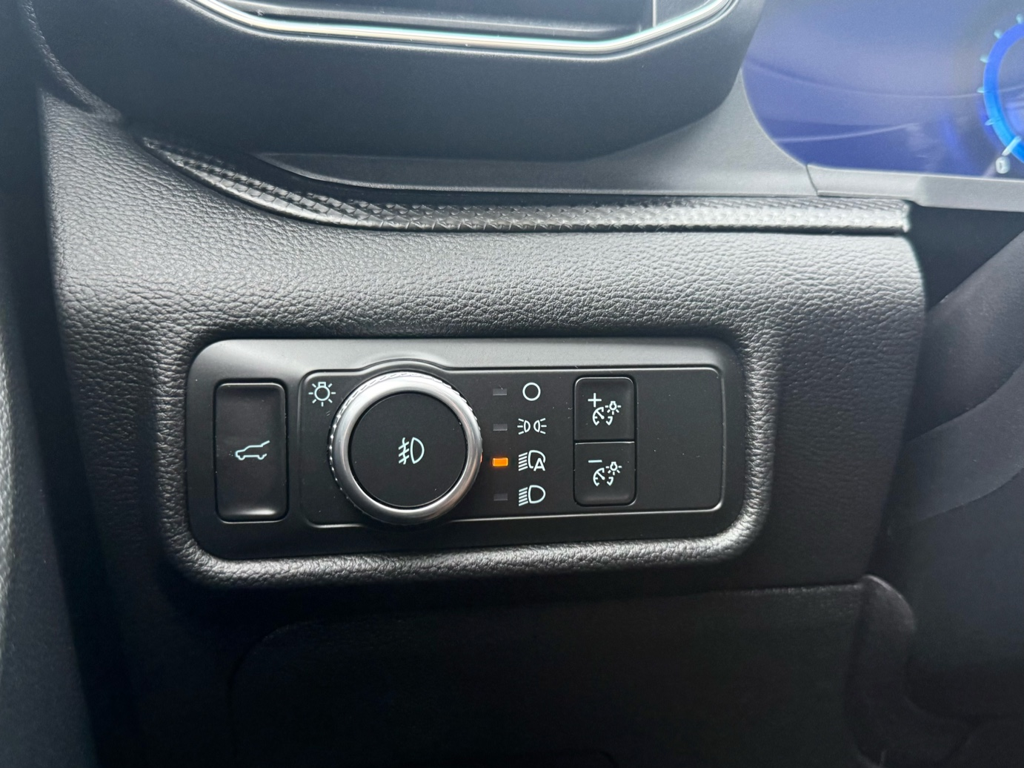 2020 Ford Explorer - Gallery image 13