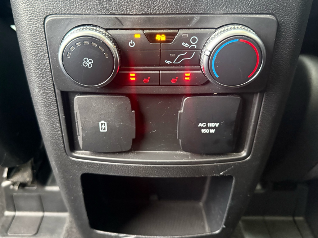 2020 Ford Explorer - Gallery image 28