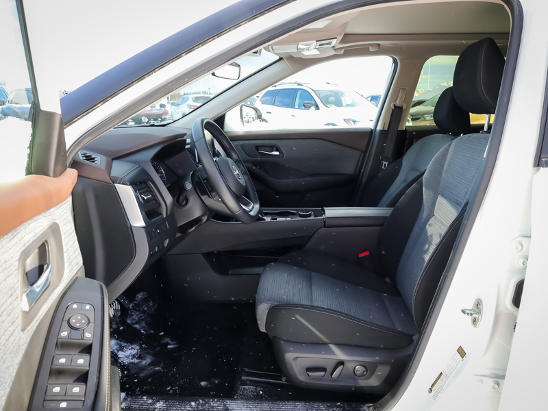 2023 Nissan Rogue - Gallery image 7